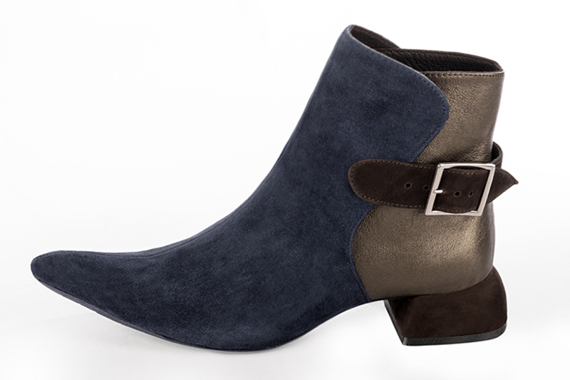 Women's navy blue, antique gold and dark brown elegant ankle boots, with buckles at the back. Tapered toe. Low flare heels - Profile view